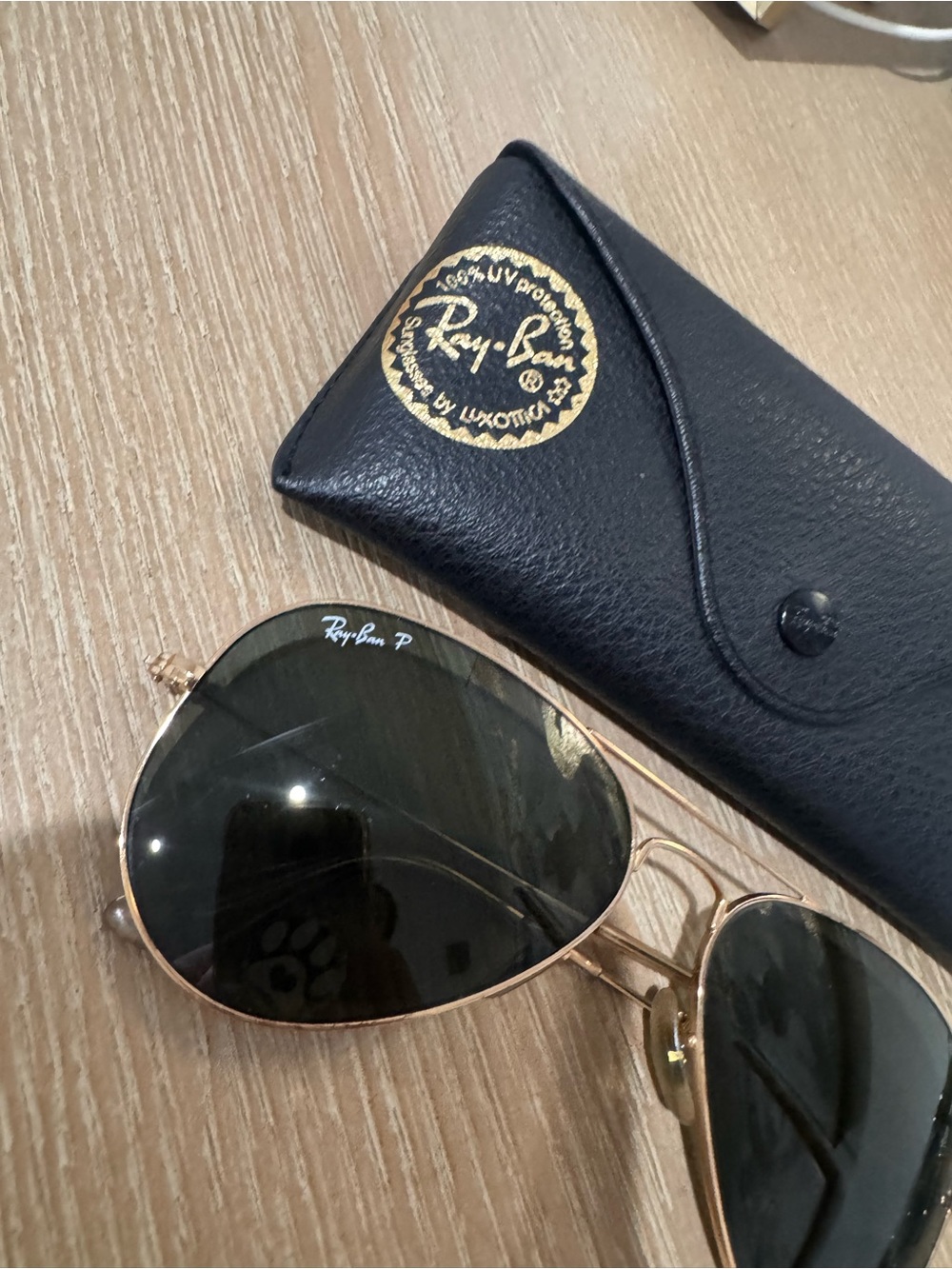 Ray-Ban Aviator Sunglasses in Gold with Black Lenses and Case Polarized - Picture 2 of 3